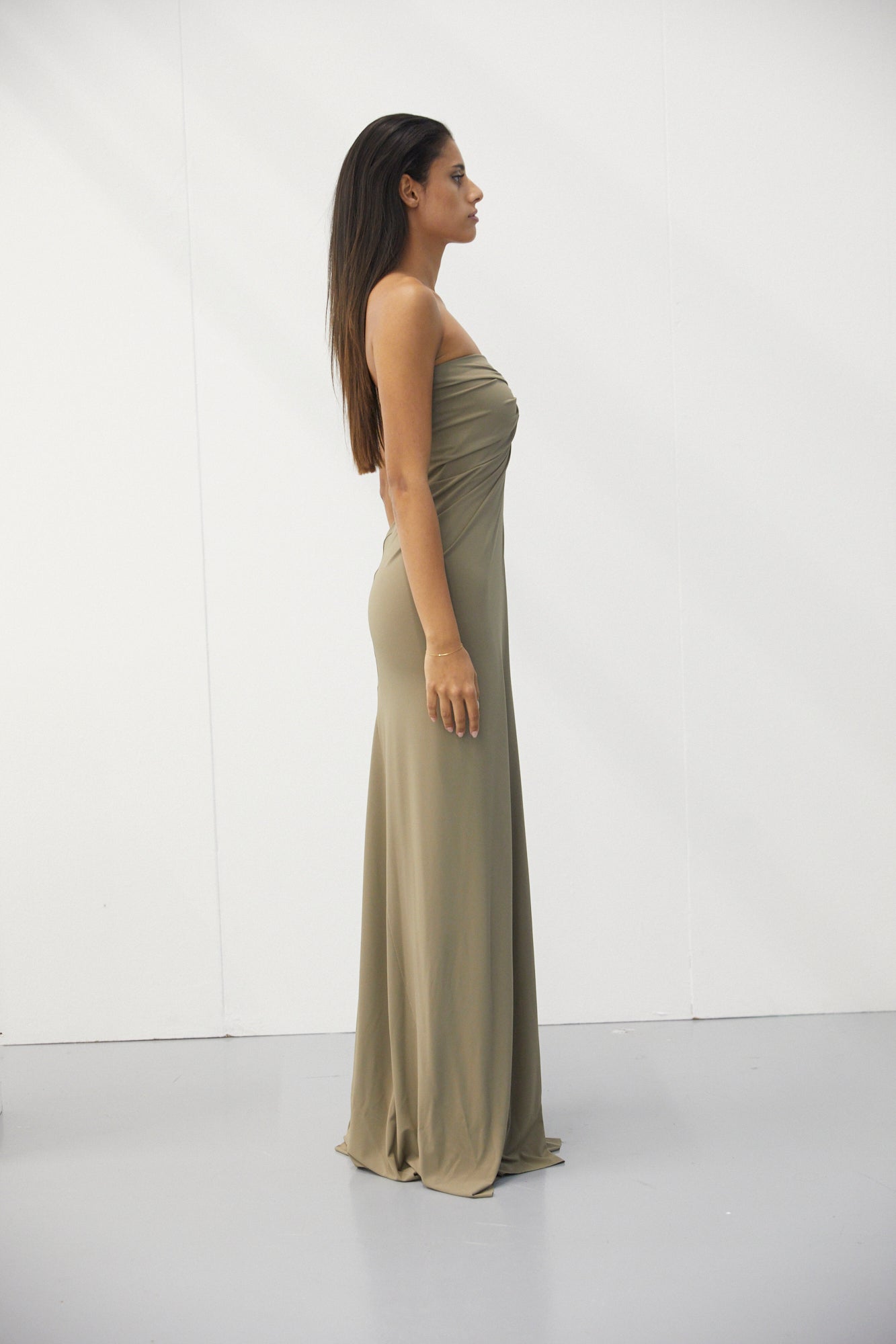 Fluid Form - The Knot Dress